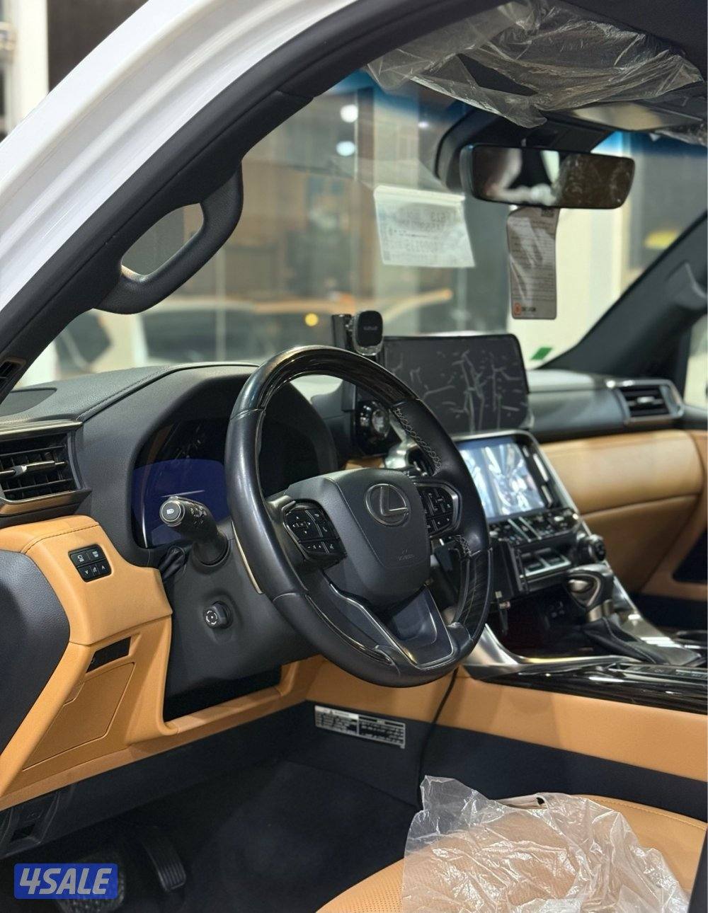 لكزس الساير عداد ٤٧ بحالة المصنع4