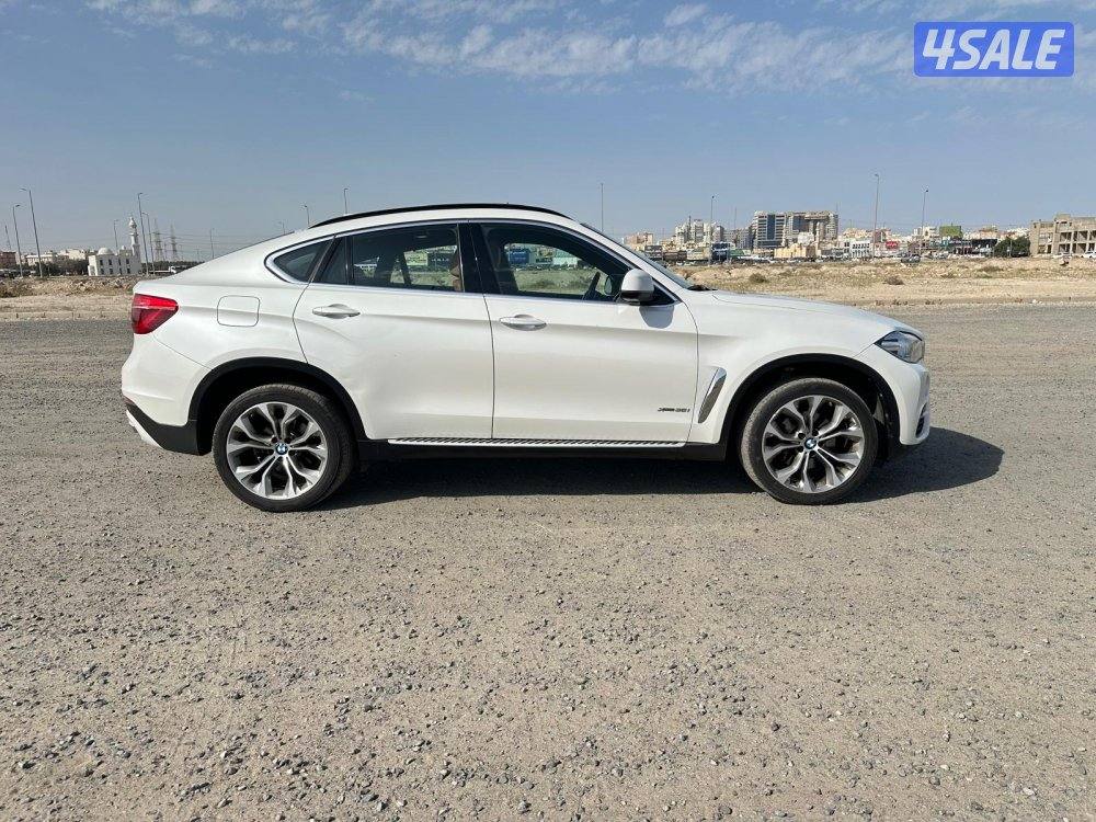 بي ام X6 موديل ٢٠١٧ بحالة الوكالة5