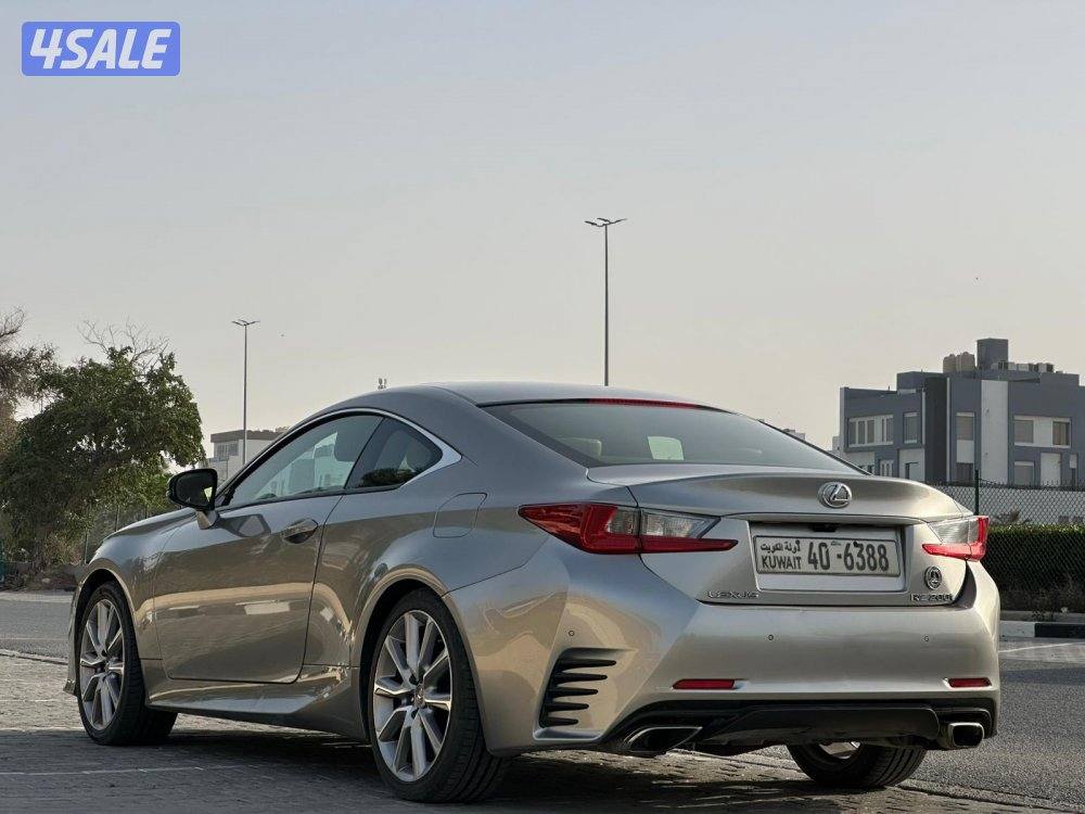 للبيع لكزس RC 200T شرط الفحص3
