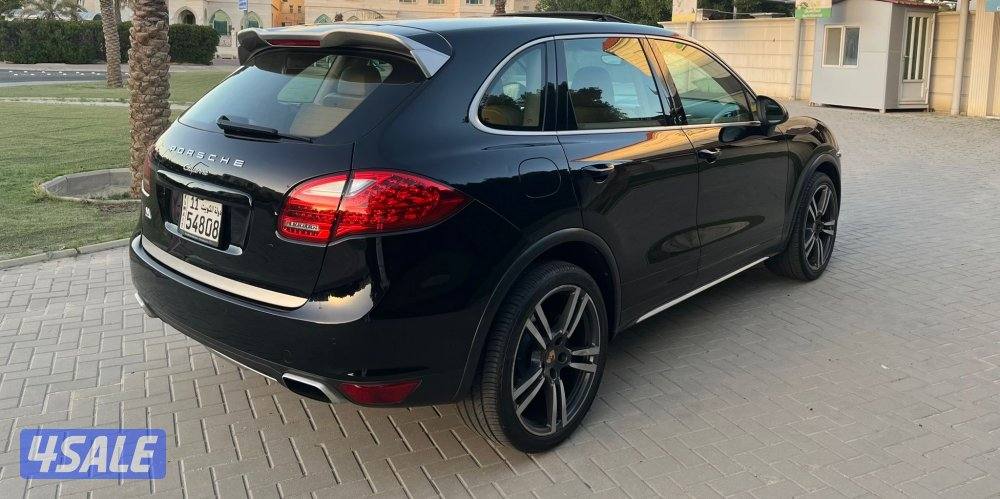 بورش كايين موديل 2014 ماشي 180 صبغ الوكاله عدا4