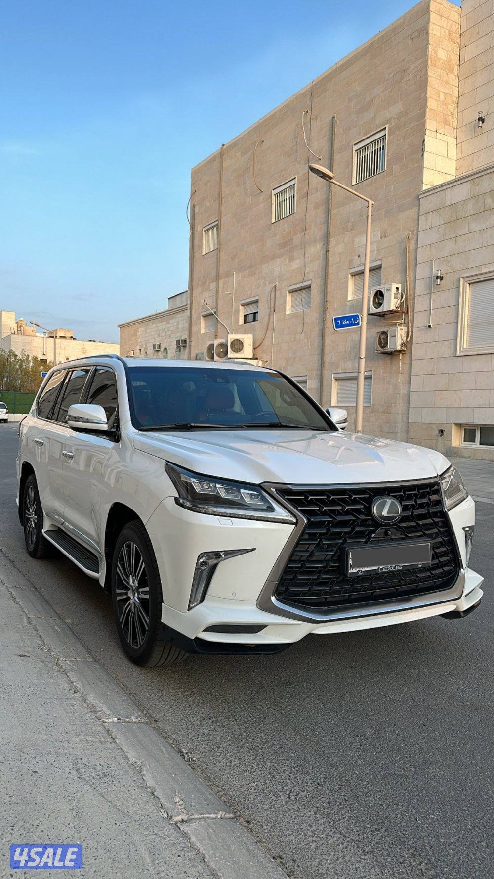 لكزس 2018 الساير1