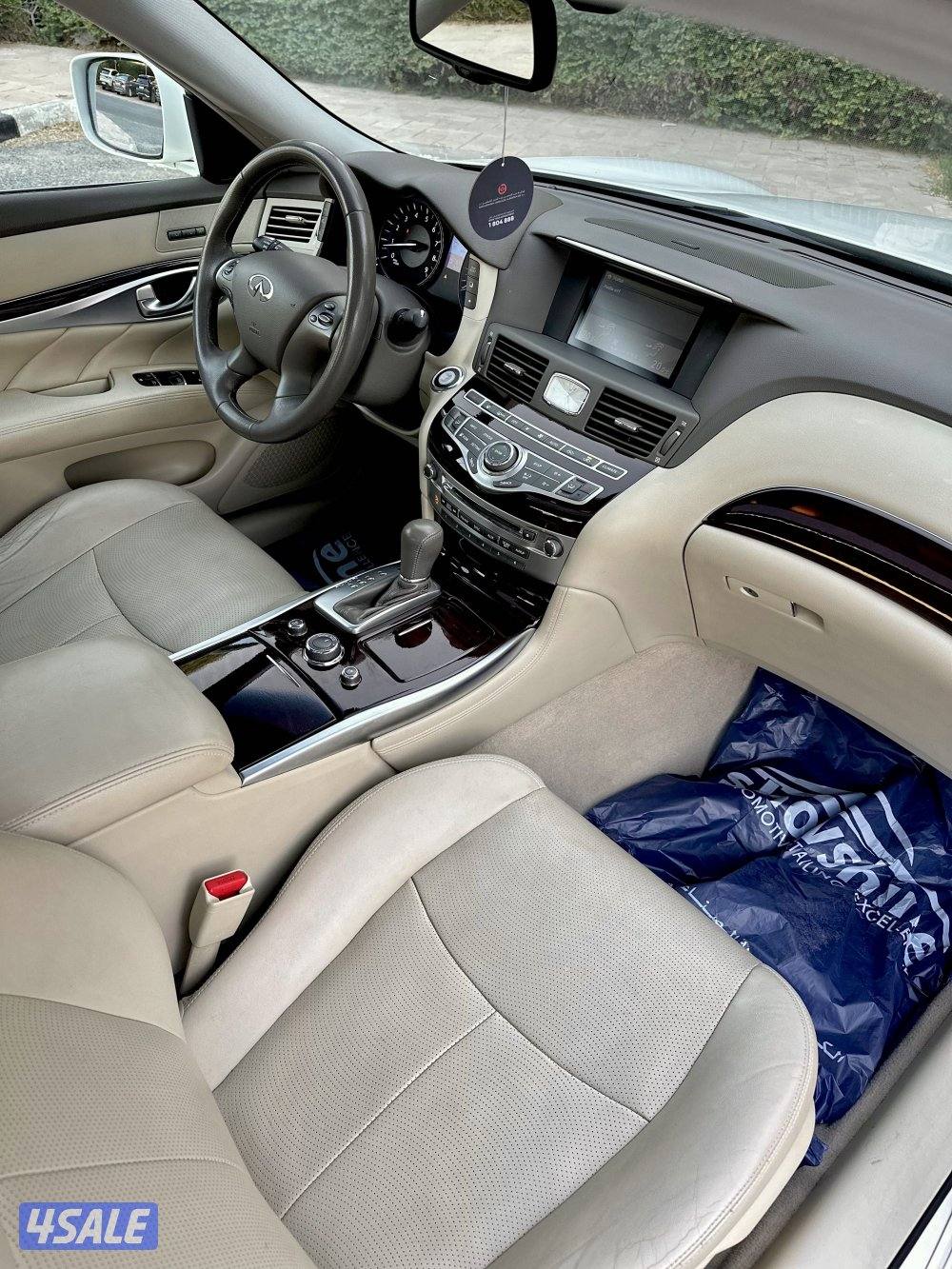 انفينتيM 3.7 م 2013 بحاله ممتازه عداد 200 الف سيرفس منتظم شرط الفحص7