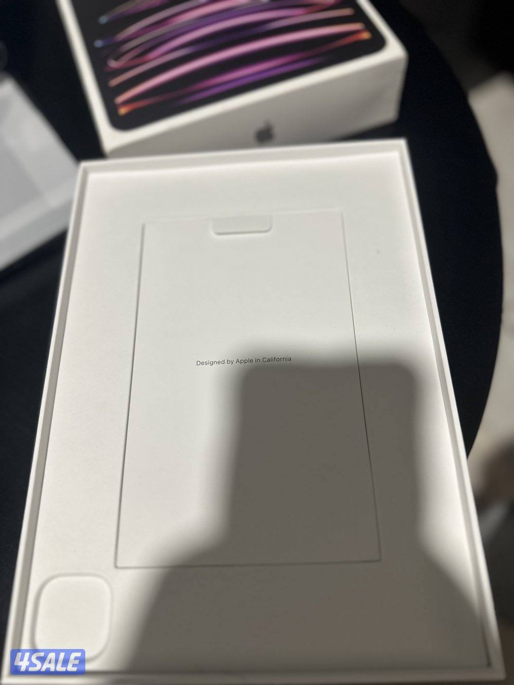 iPad Pro 11inch m2 مع كيبورد ماجيك وقلم هديه4