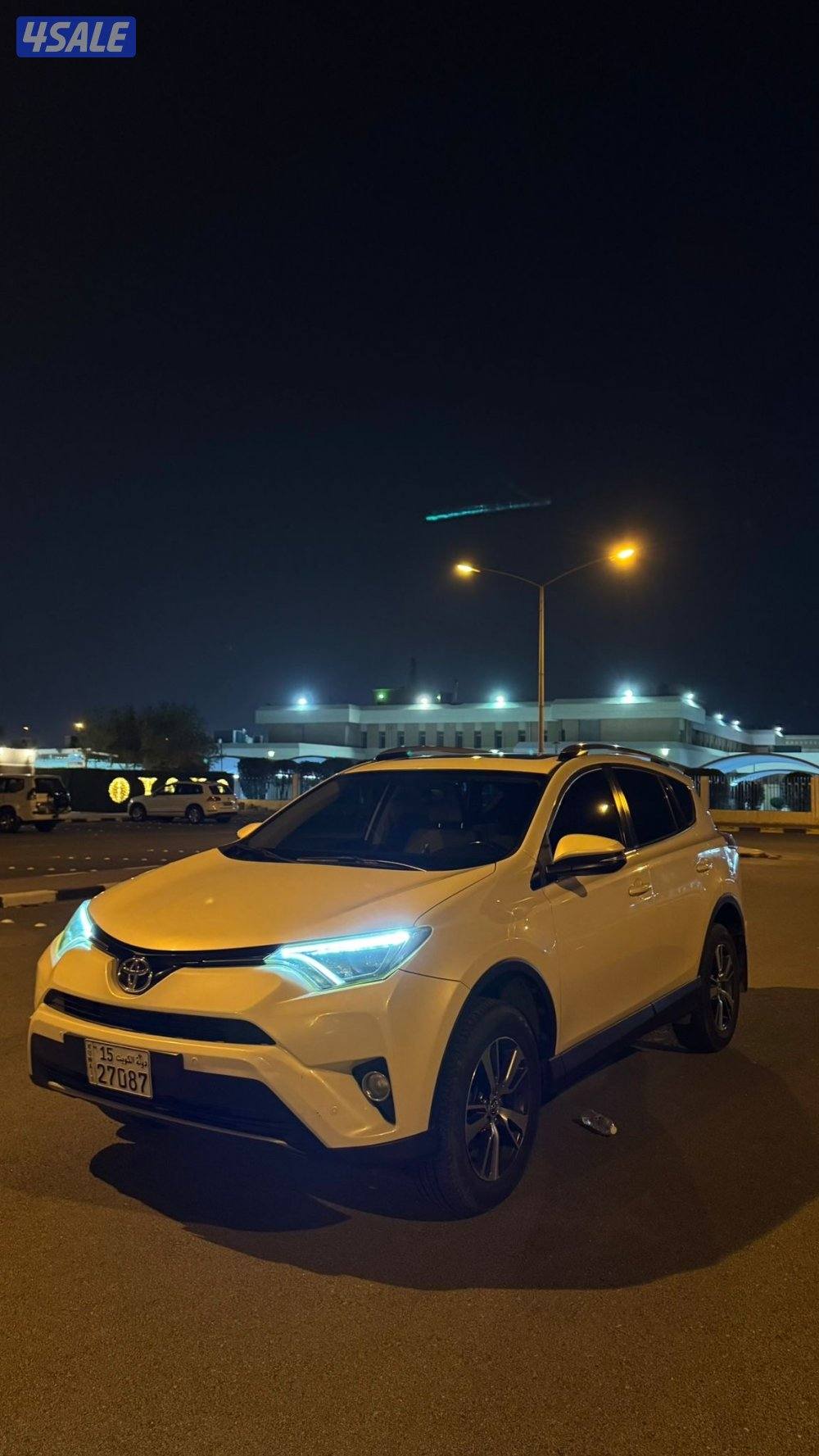 تويوتا راف فور كامل المواصفات ماشي 138 الف0