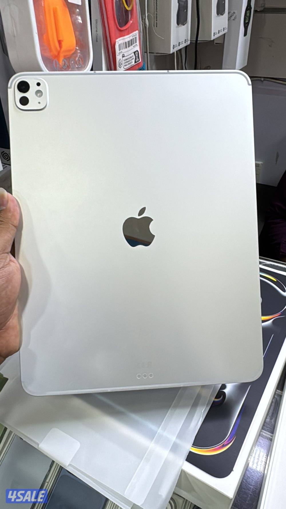 iPad Pro 13inch m5 gps + cellular battery 100% cycle count 185