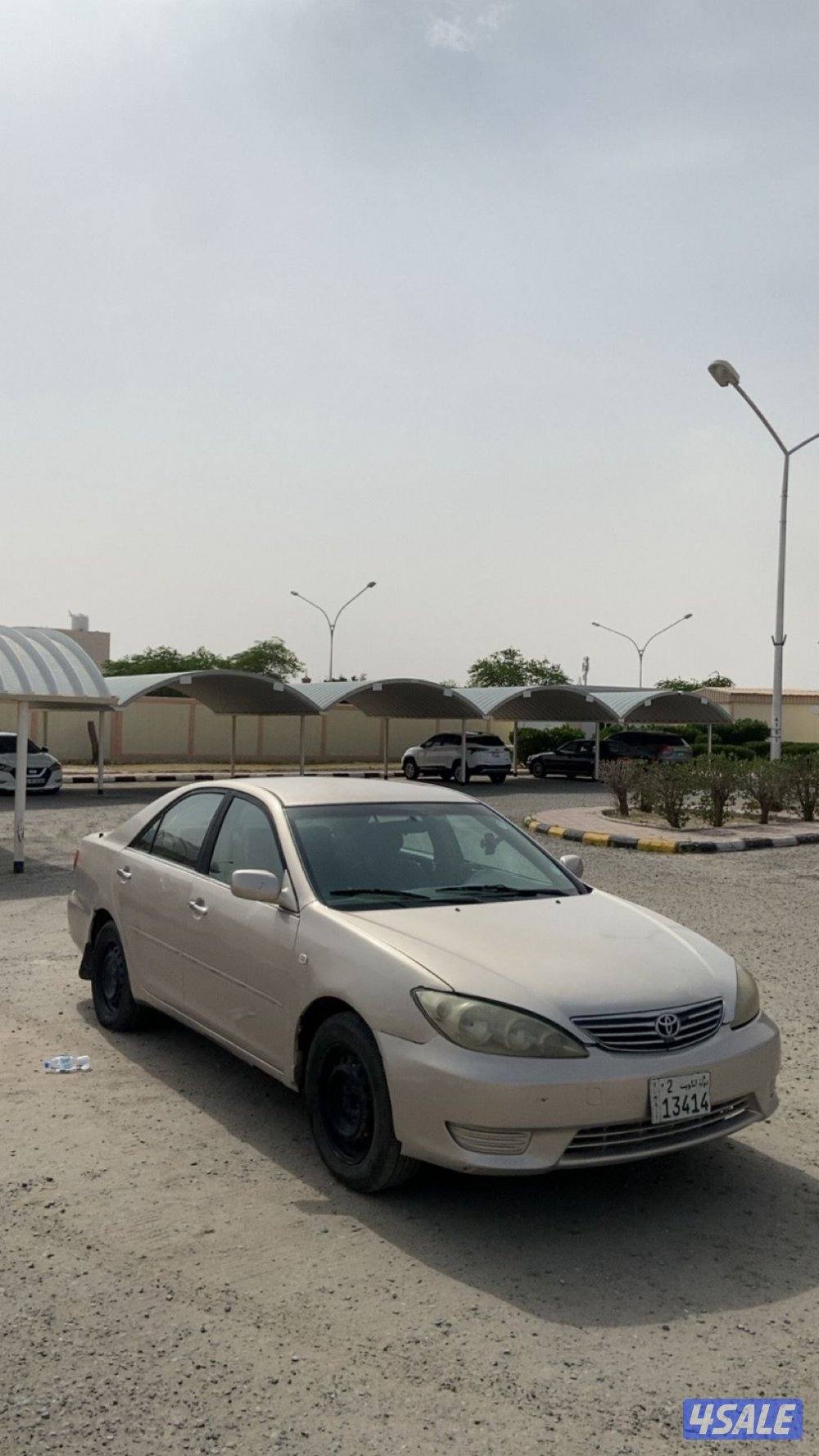 للبيع كامري 20060