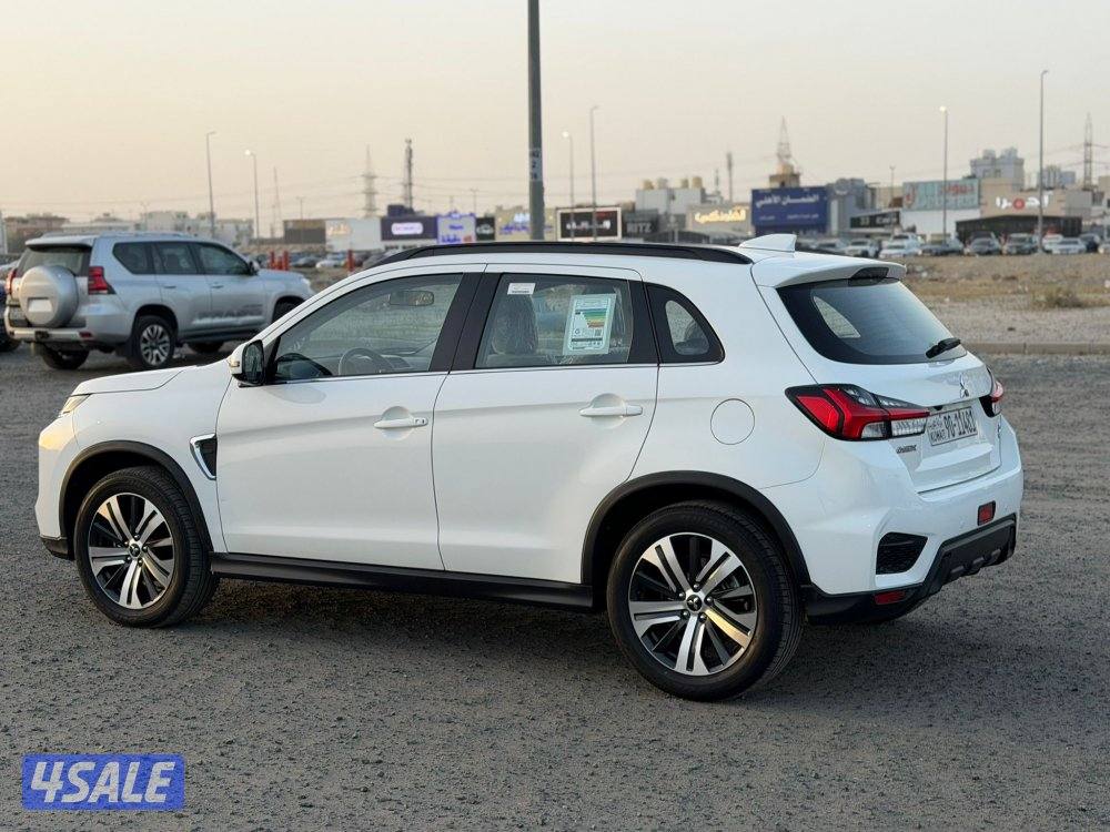 ميتسوبيشي 2024 نوع ASX4