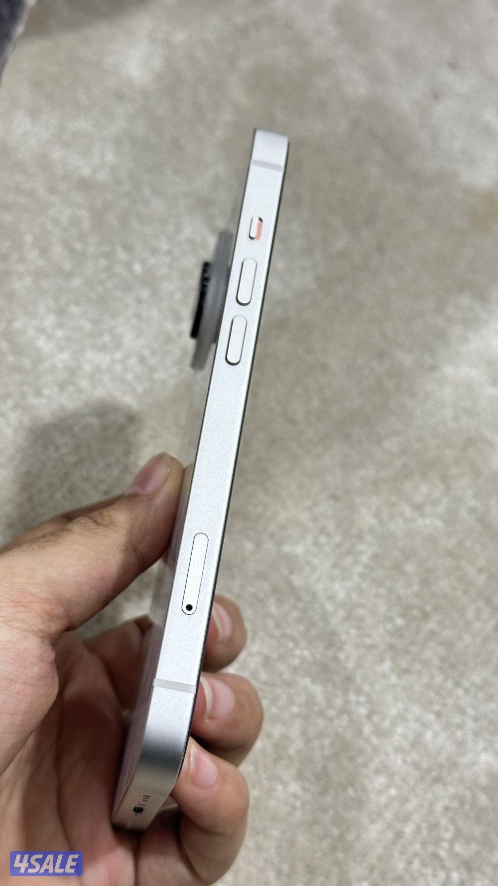 ايفون 14 جديد ابيضّ6