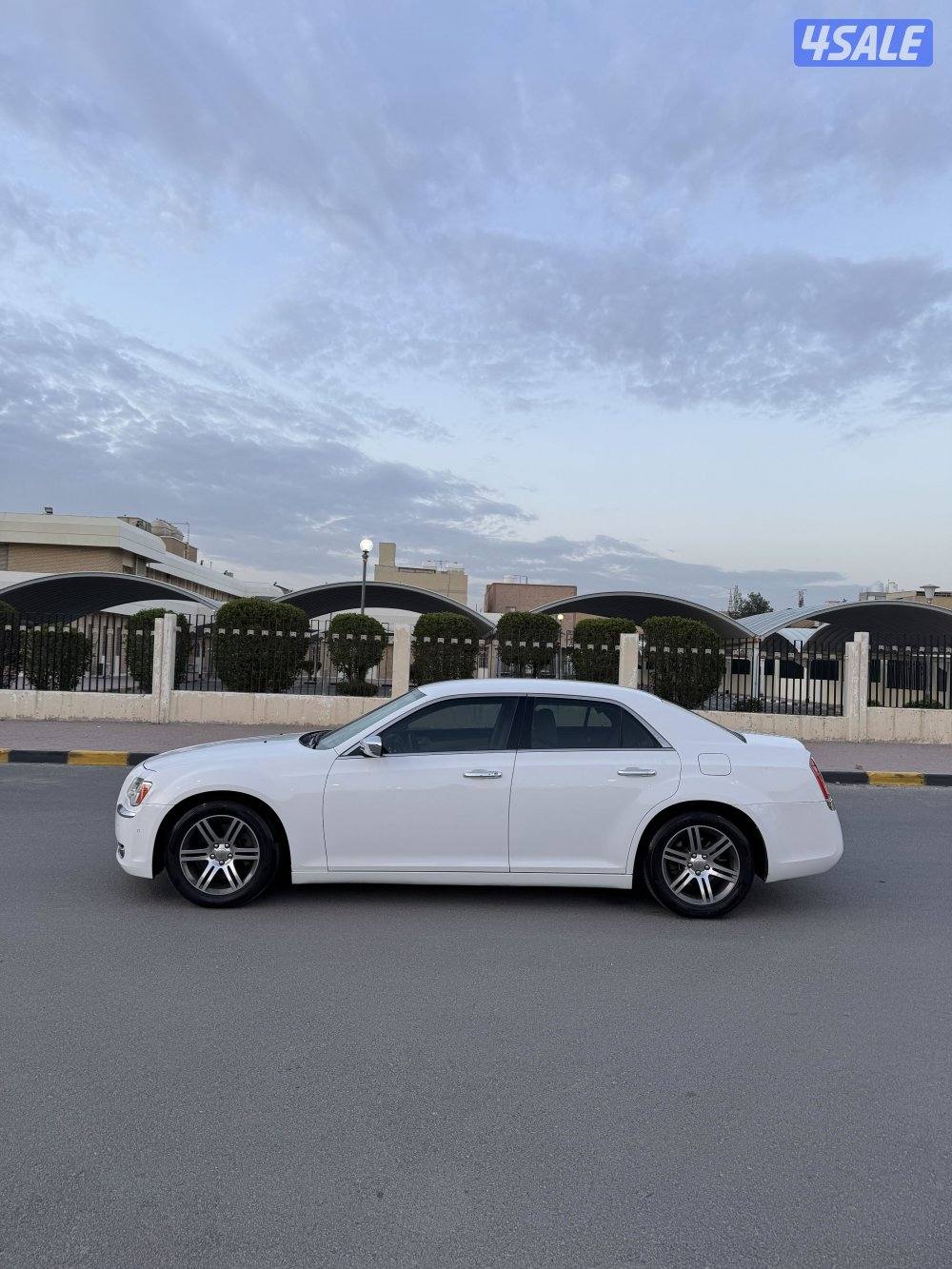 كرايزلر C300 صبغ الوكاله0