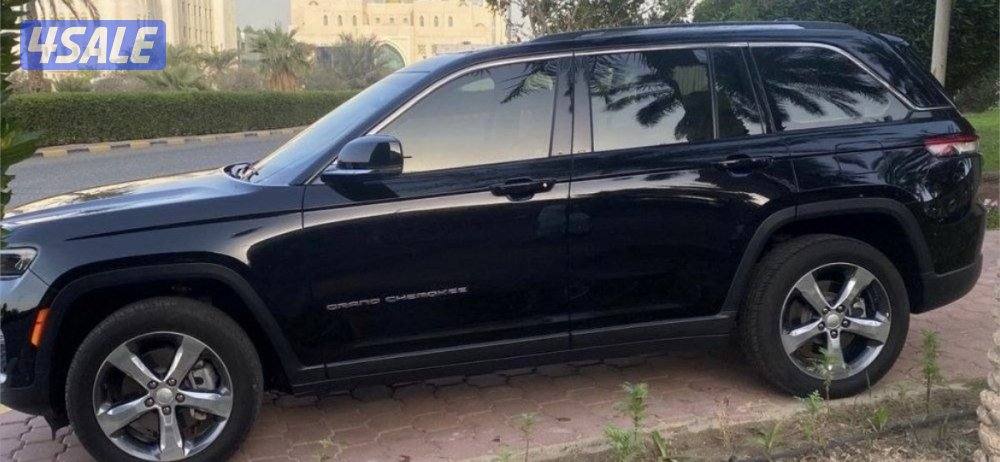 للبيع جراند شروكي صبغ الوكاله بحاله نظيفه جدا7