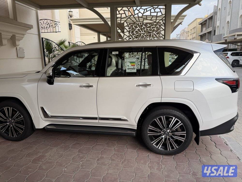لكسز   LX 600  الدرجه الاولي  اصفااار استلام  من الوكاله  للجادين2