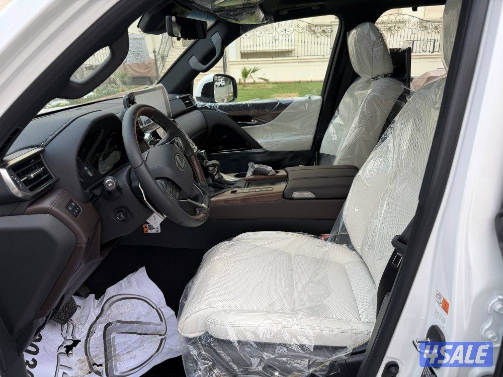 لكسز   LX 600  الدرجه الاولي  اصفااار استلام  من الوكاله  للجادين4