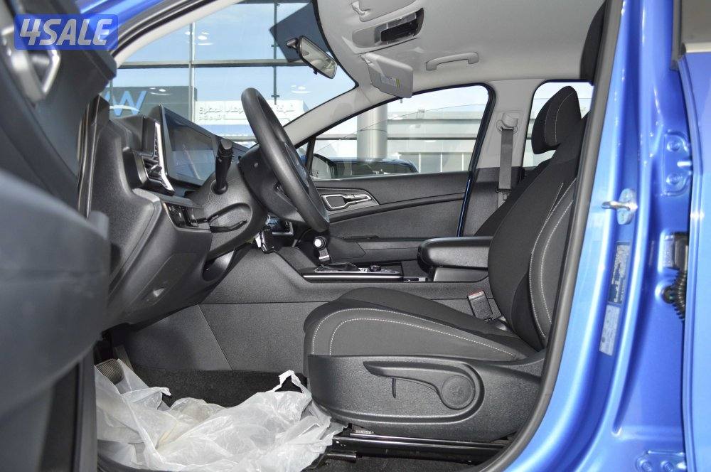 2023 Kia Sportage | 2.0L LX | Excellent Condition | Low Mileage8