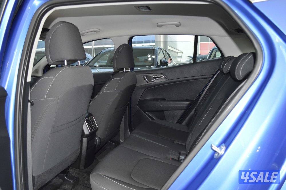 2023 Kia Sportage | 2.0L LX | Excellent Condition | Low Mileage9