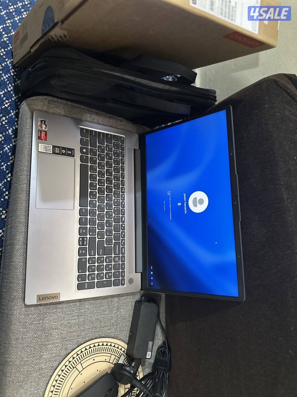 Lenovo new face id + rez7 windows 11 (neww) 20265