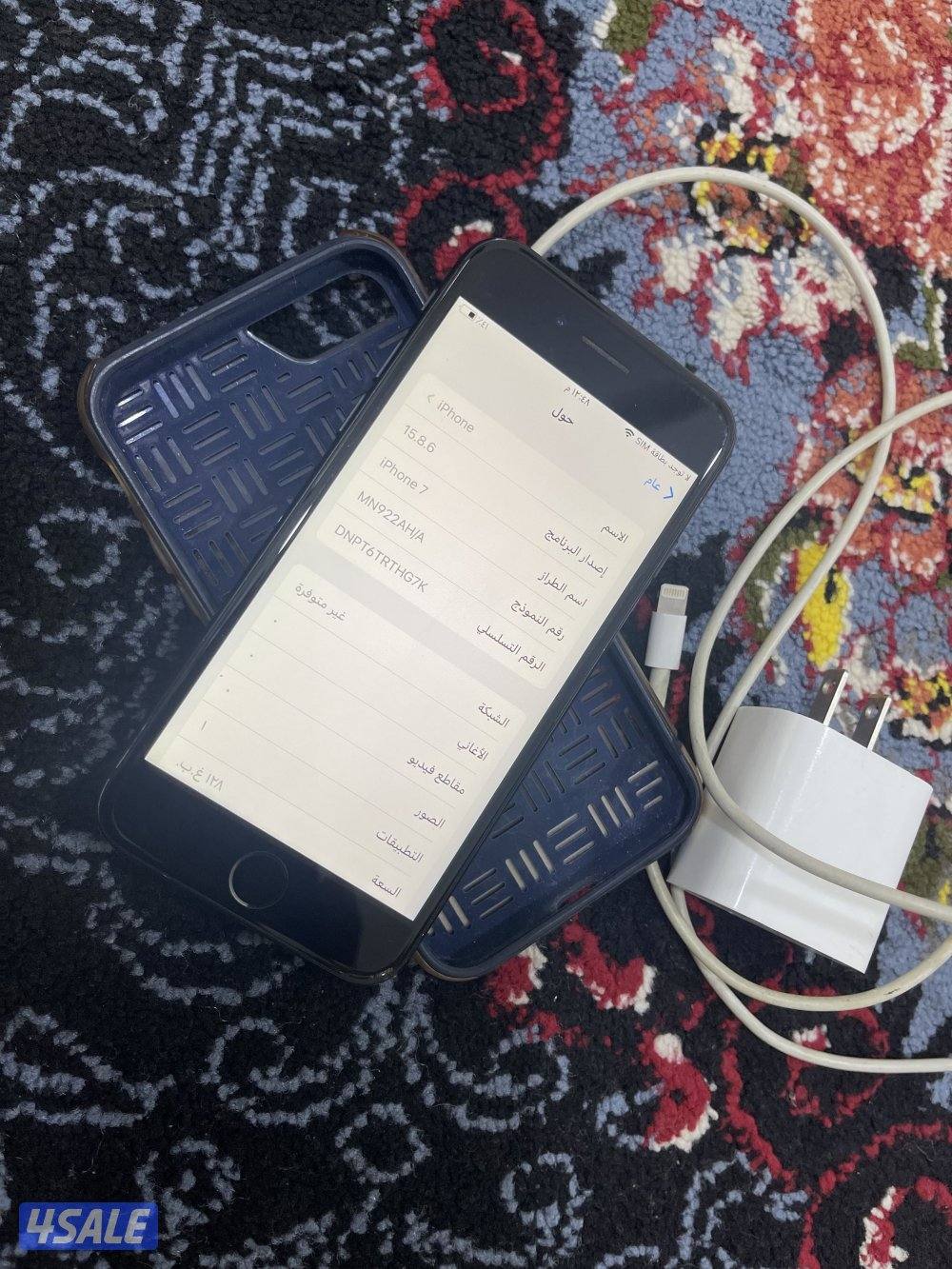 ايفون 7 السابع 128 قيقا بطارية 100 نظيف وشغال تمام مع الشحن0