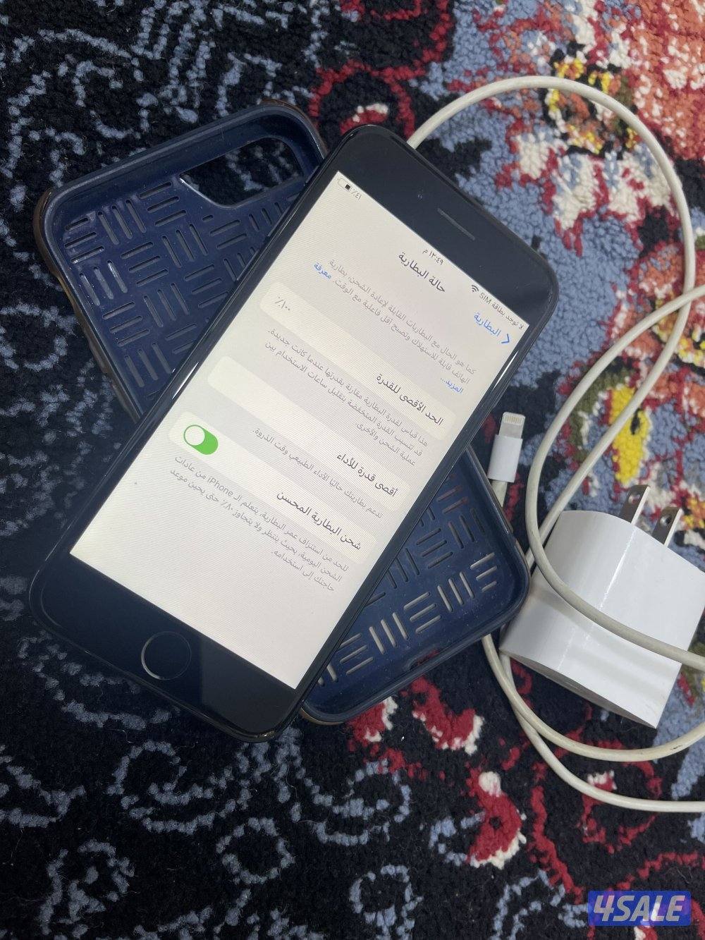 ايفون 7 السابع 128 قيقا بطارية 100 نظيف وشغال تمام مع الشحن1