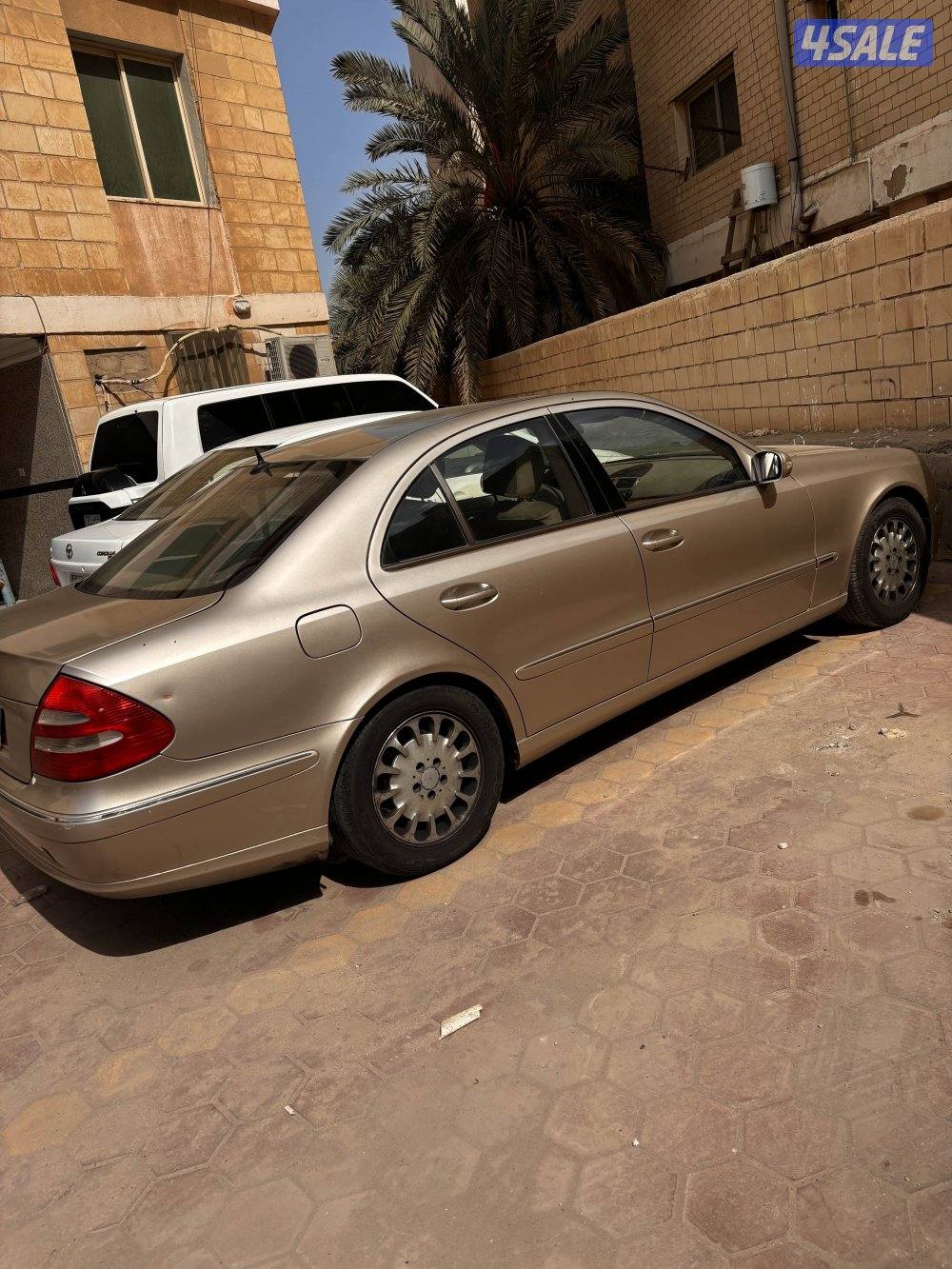 مرسيدس للبيع E2406