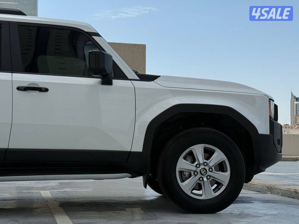 للبيع برادو BX موديل 2024 ماشي 26 الف كم5