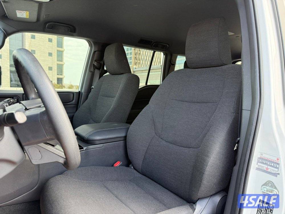 للبيع برادو BX موديل 2024 ماشي 26 الف كم4