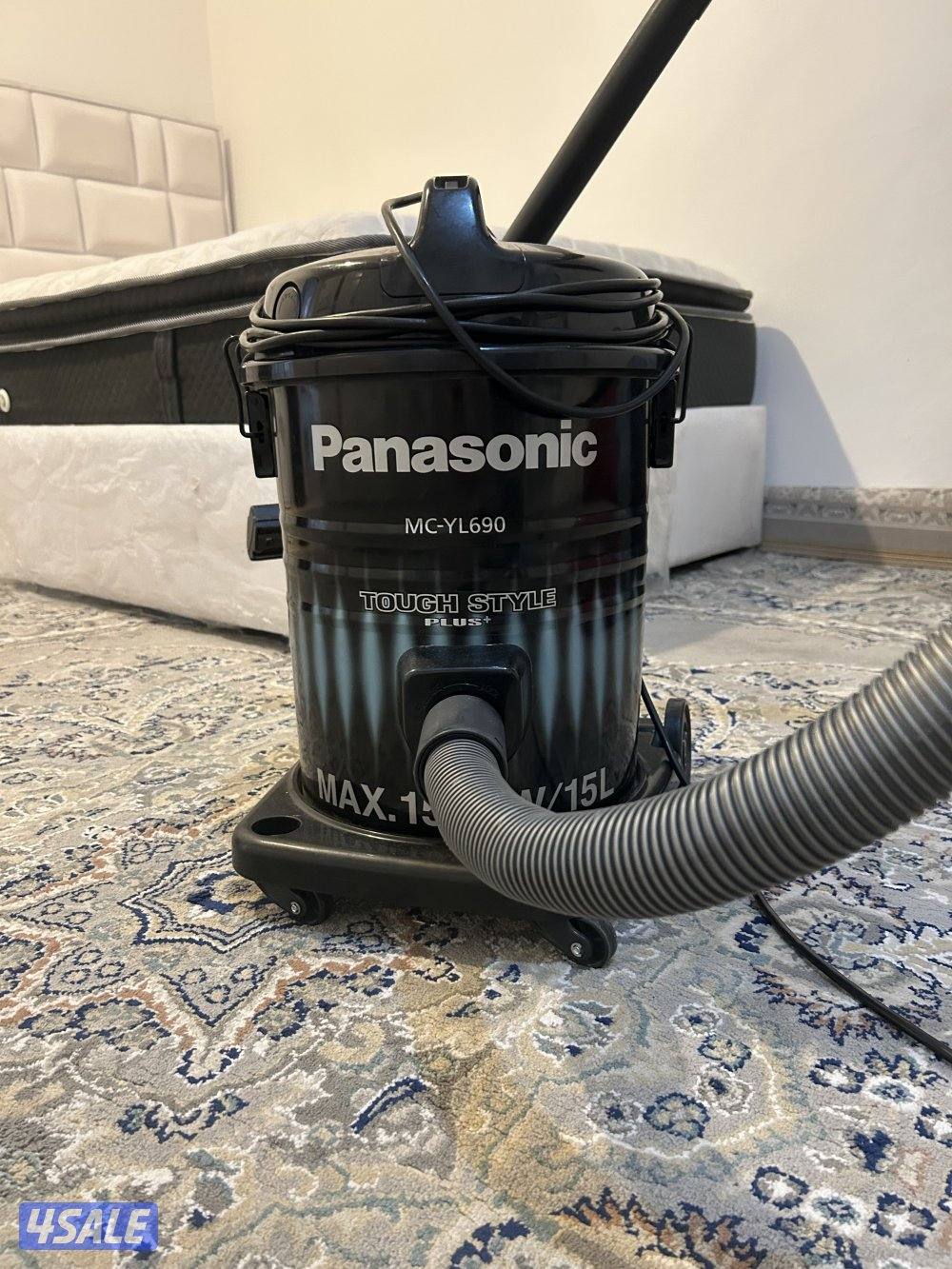 للبيع ثلاجة ، تلفزيون ،سرير مع ماترس نفر ونص، غسالة ، طباخ ،كبت مكنسه4