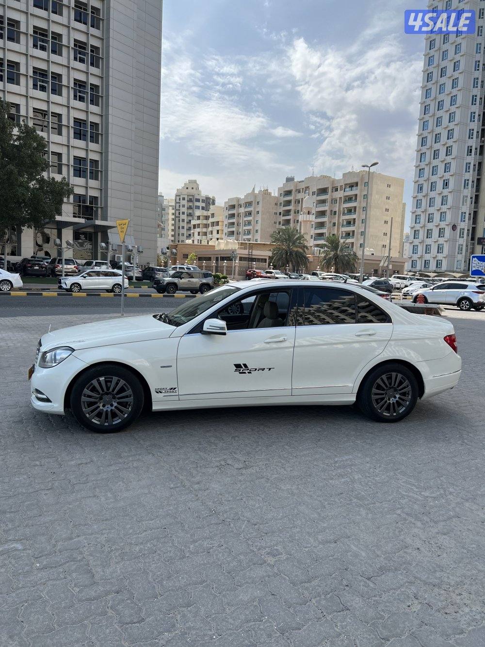 للبيع مرسيدس بحالة ممتازة1