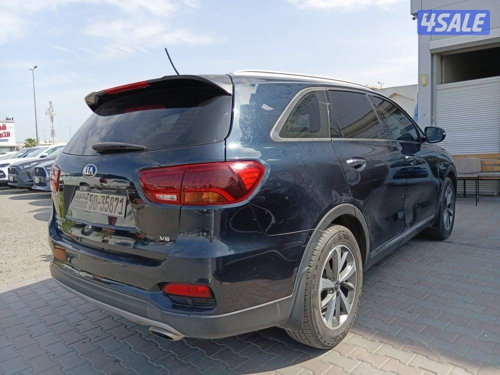 كيا سورينتو موديل 2018 ماشي 87 الف صبغ الوكالة شرط الفحص1