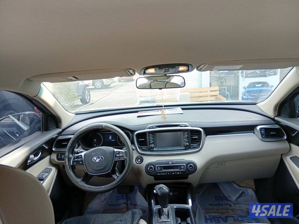 كيا سورينتو موديل 2018 ماشي 87 الف صبغ الوكالة شرط الفحص4