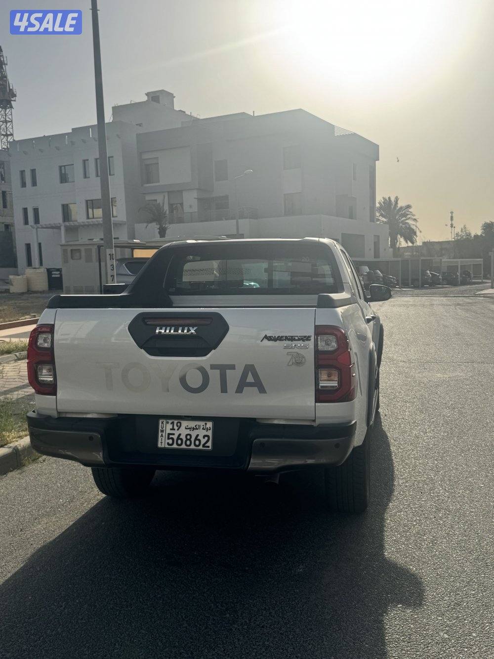 للبيع هايلكس بحاله الوكاله حمايه كامله وتغييم حراري1