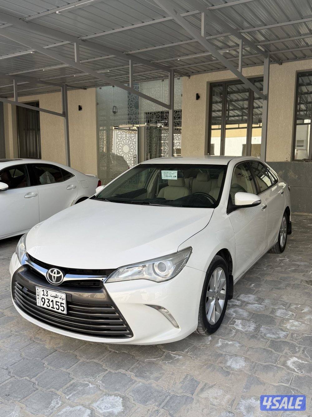 للبيع كامري 2016 GLX عداد 1551