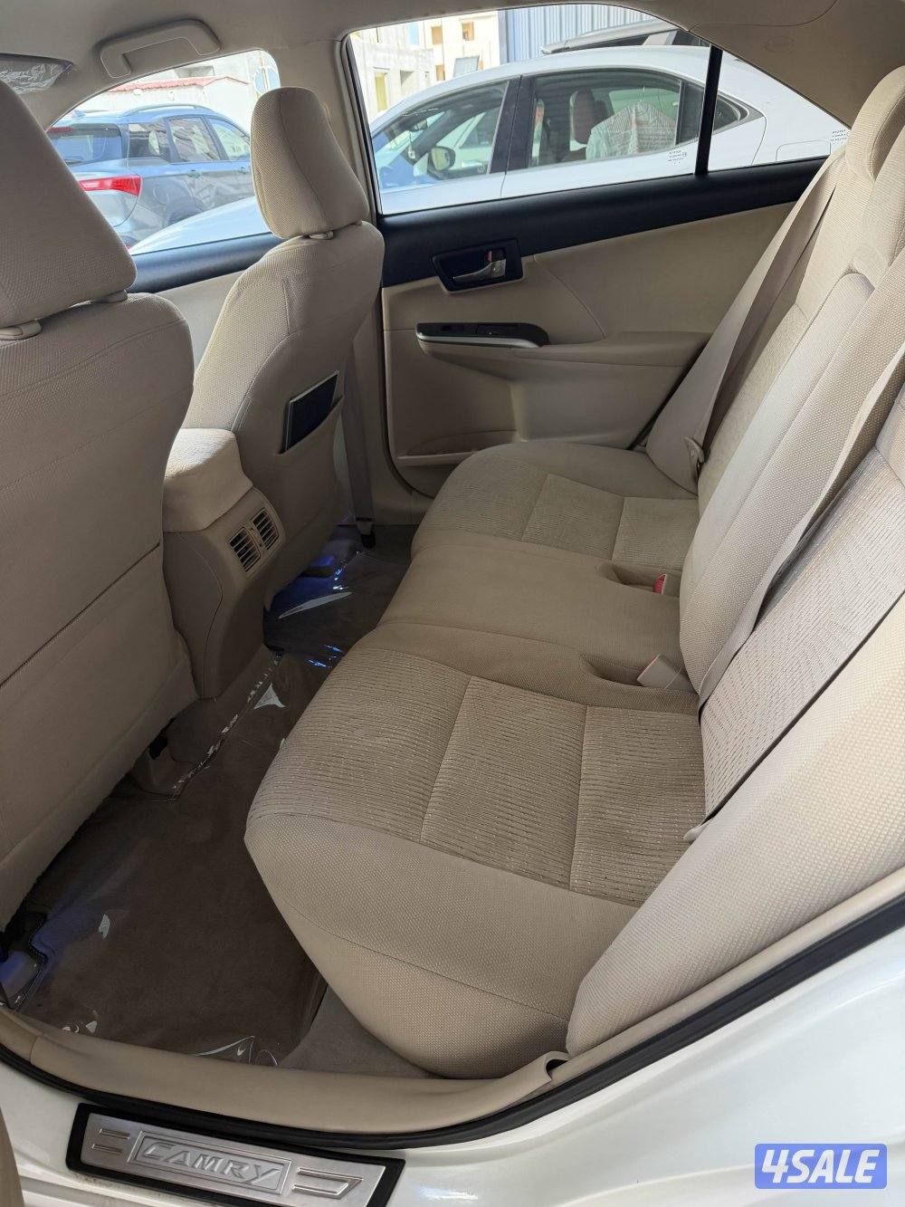 للبيع كامري 2016 GLX عداد 1555