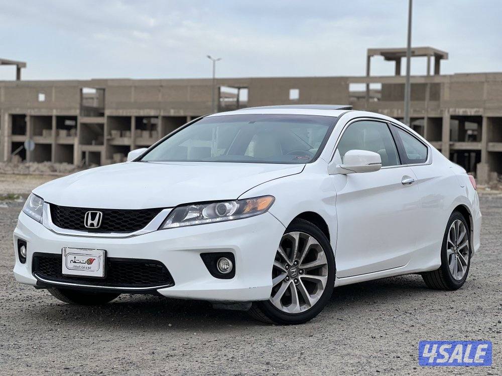 للبيع هوندا اكورد موديل 20153