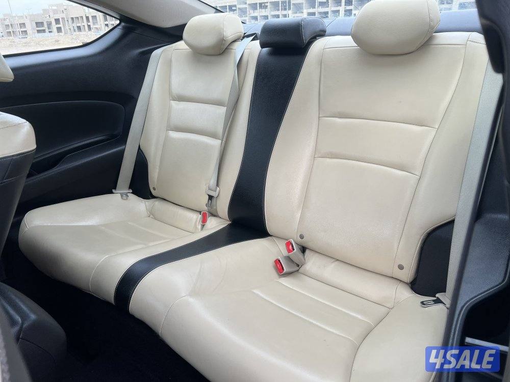 للبيع هوندا اكورد موديل 20157