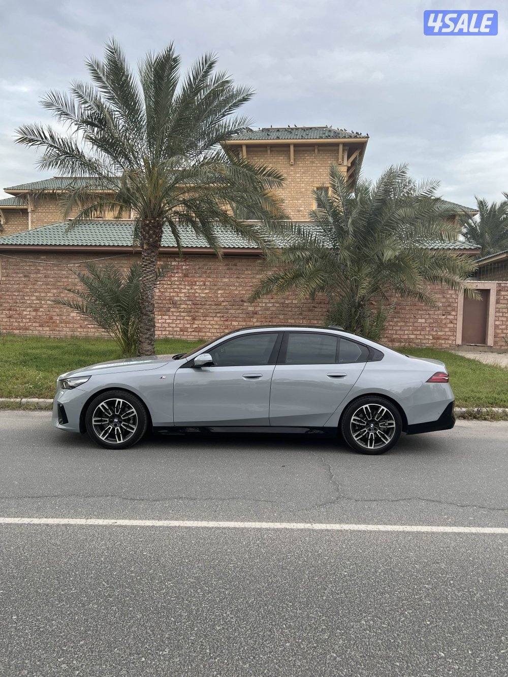 بيعه سريعه BMW 520 موديل 2025 كامل المواصفات2