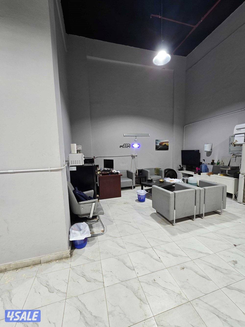 كراج سيارات بالشويخ مجهز بمعدات حديثة وجاك جديد تحت الكفالة1