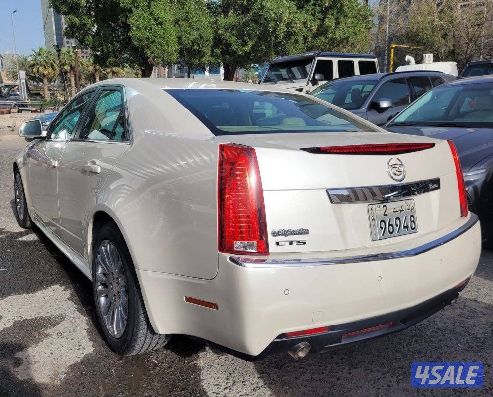 Cadillac CTS بحاله ممتازه1