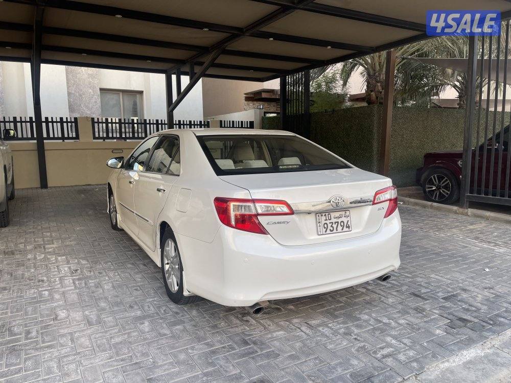 للبيع كامري موديل 2012. صبغ الوكاله الدرجه الثانيه ماشي 280 الون صدفي8