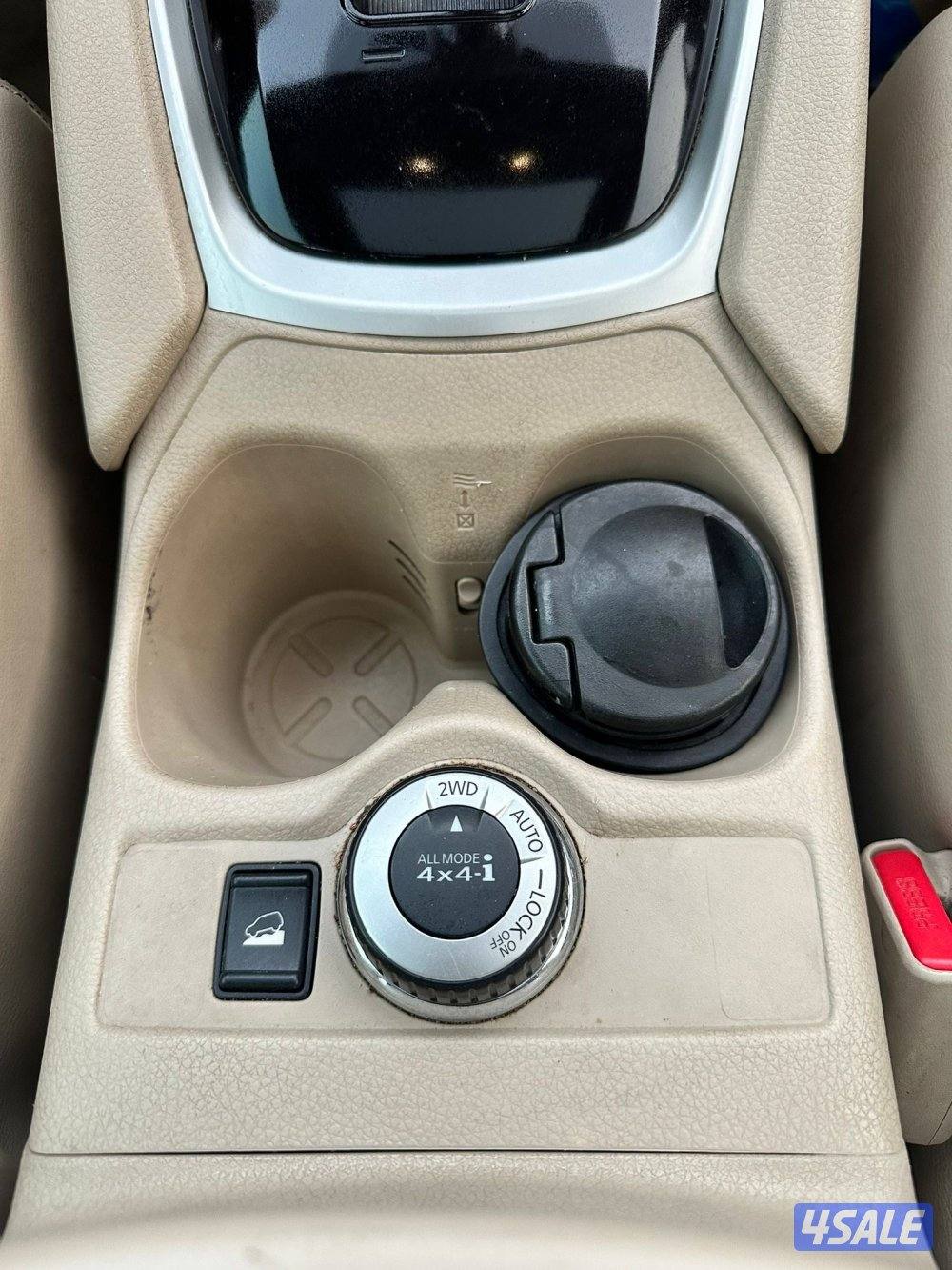 للبيع نيسان إكس تريل 2016 كامل المواصفات / ماشي 37 ألف9