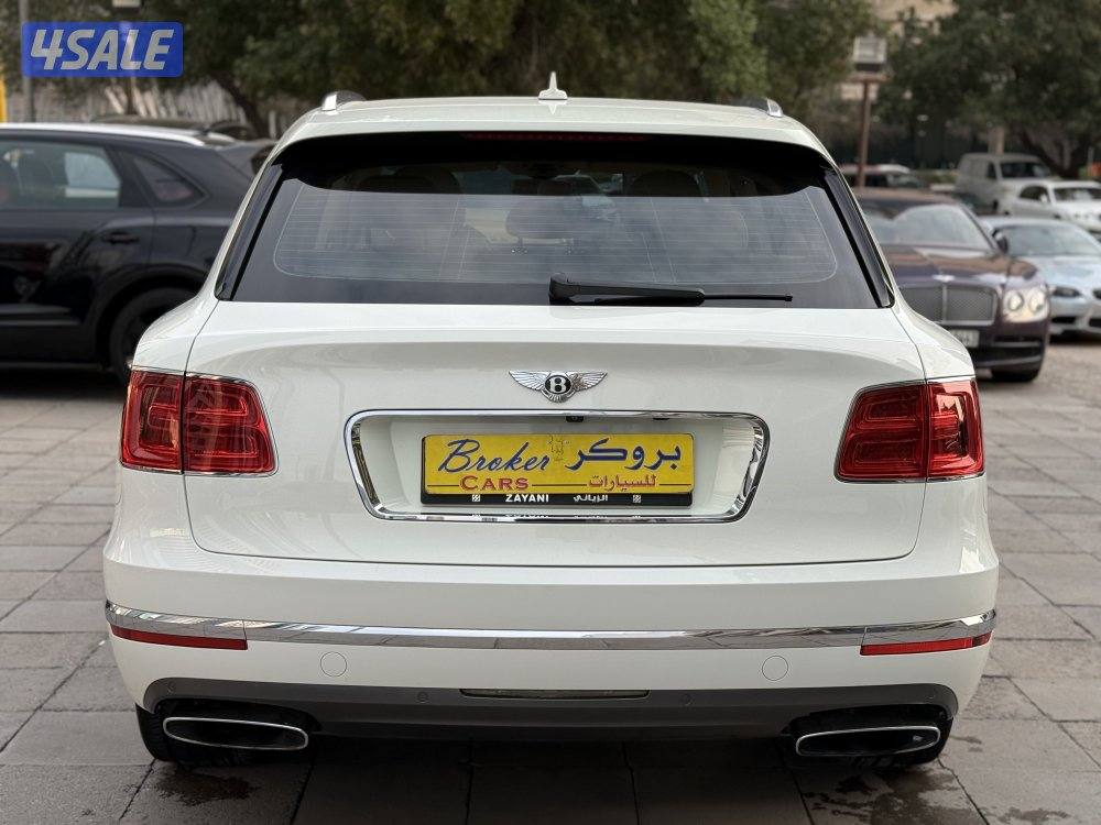 بنتلي … بنينتايجا … موديل 2017 … وارد الزياني5