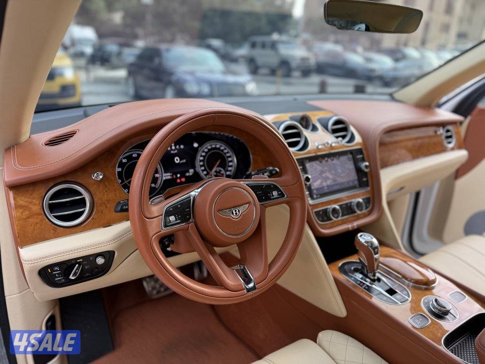 بنتلي … بنينتايجا … موديل 2017 … وارد الزياني7