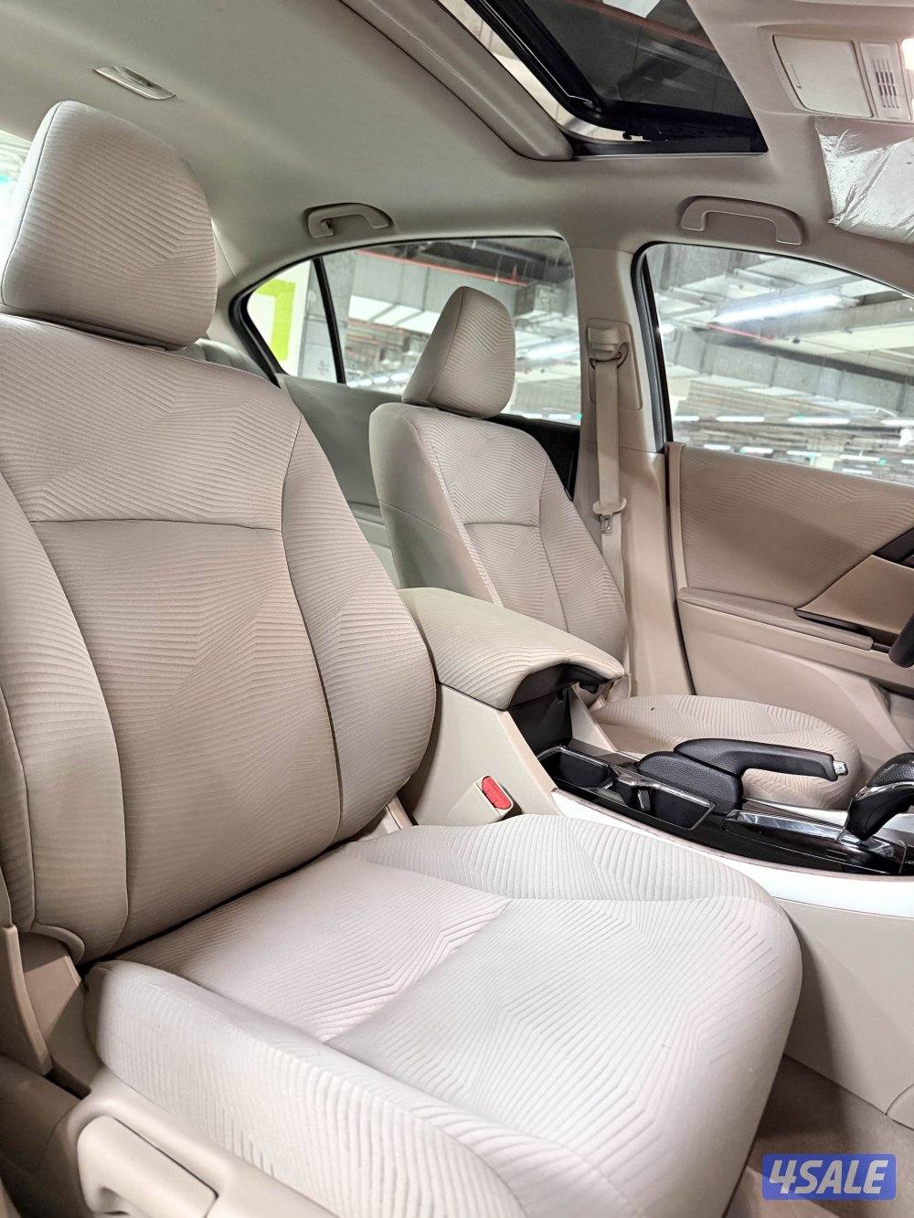 اكورد 2017 عداد 95 الف الفل ٤ سلندر4