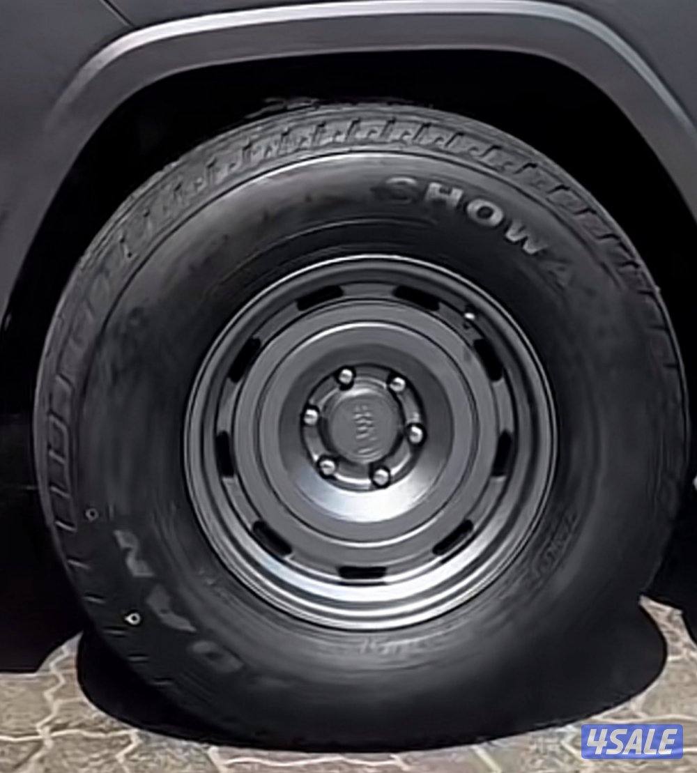 ٤رنقات kmc مع ٤تواير شواهين ريدنز جدد استعمال اقل من شهرين شرط نظافه0