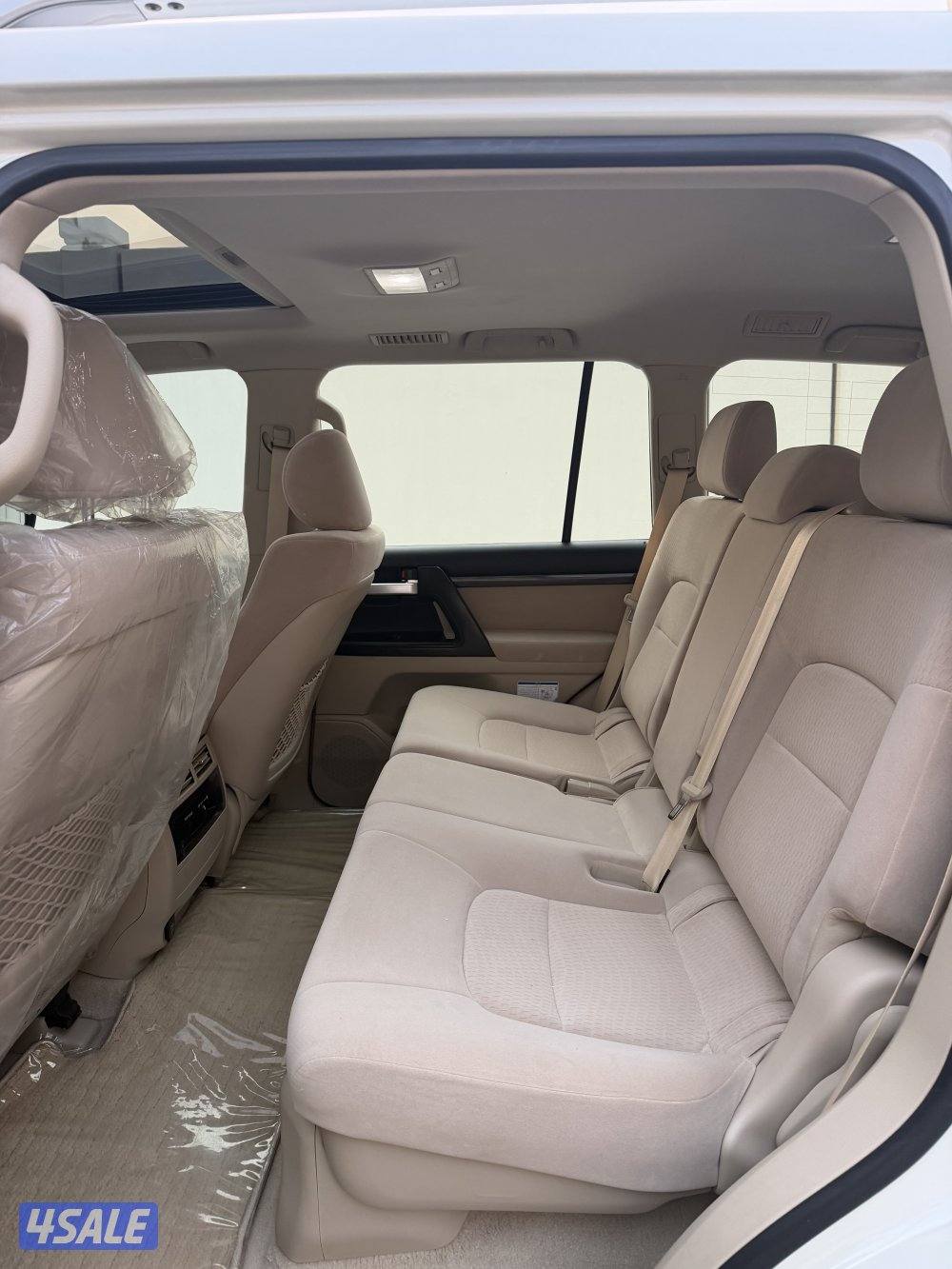 لاند كروزر V810