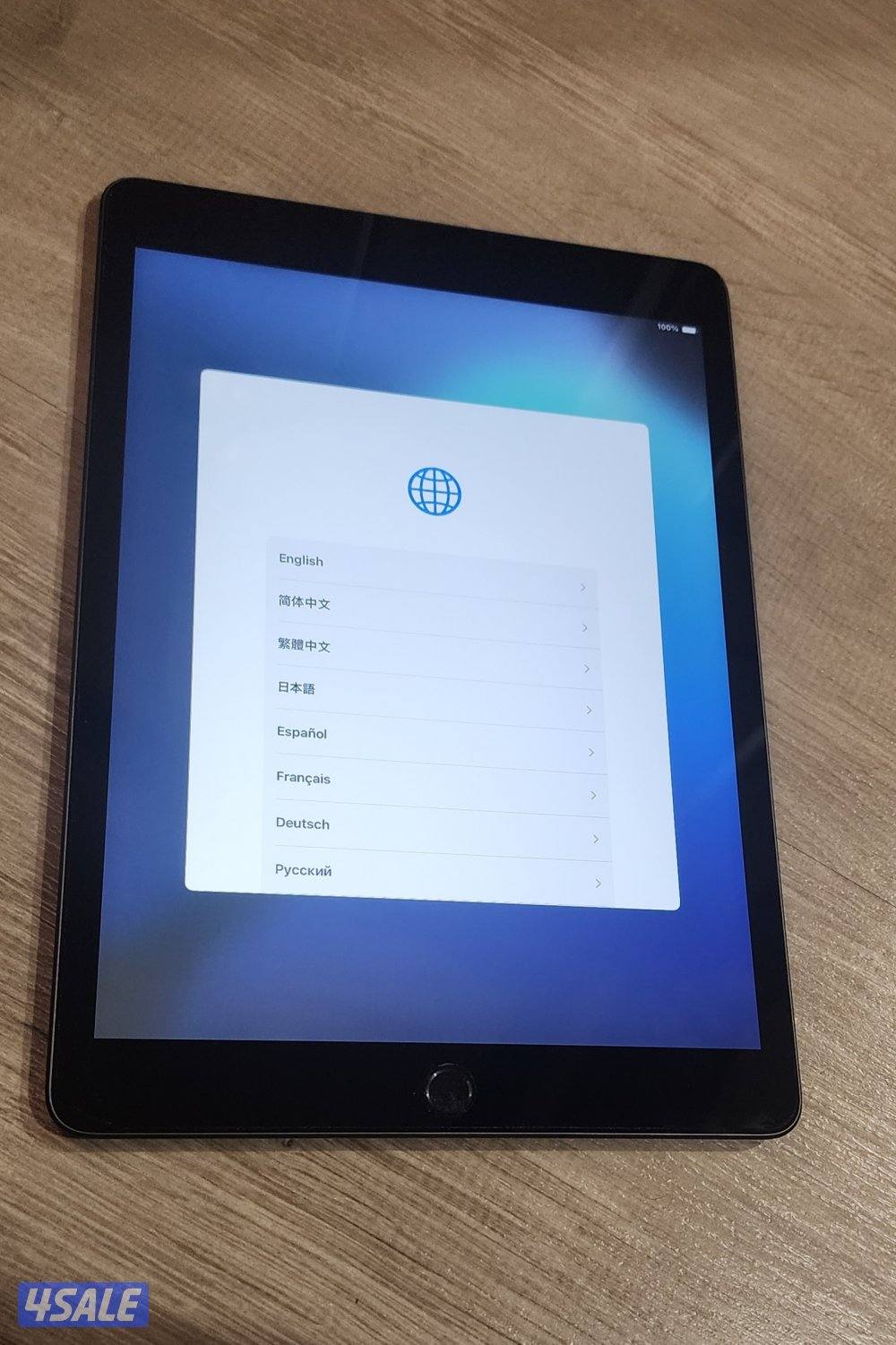 ipad 8th Generation 32Gb WIFI0