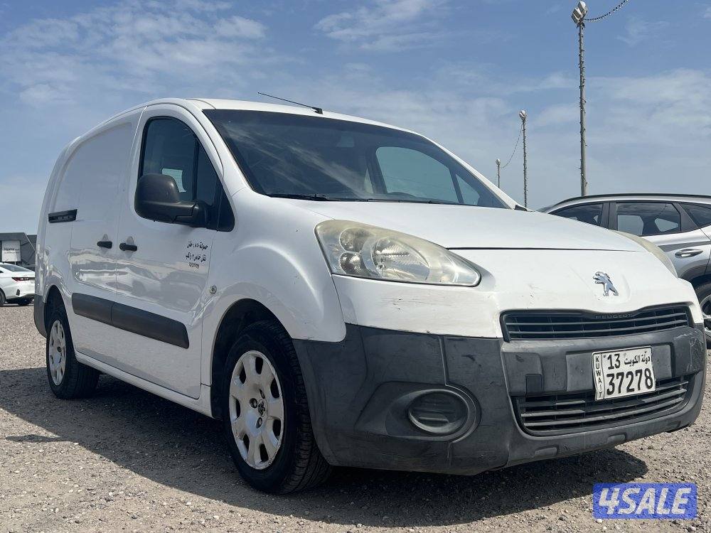 للبيع بيجو بارتنر 20150