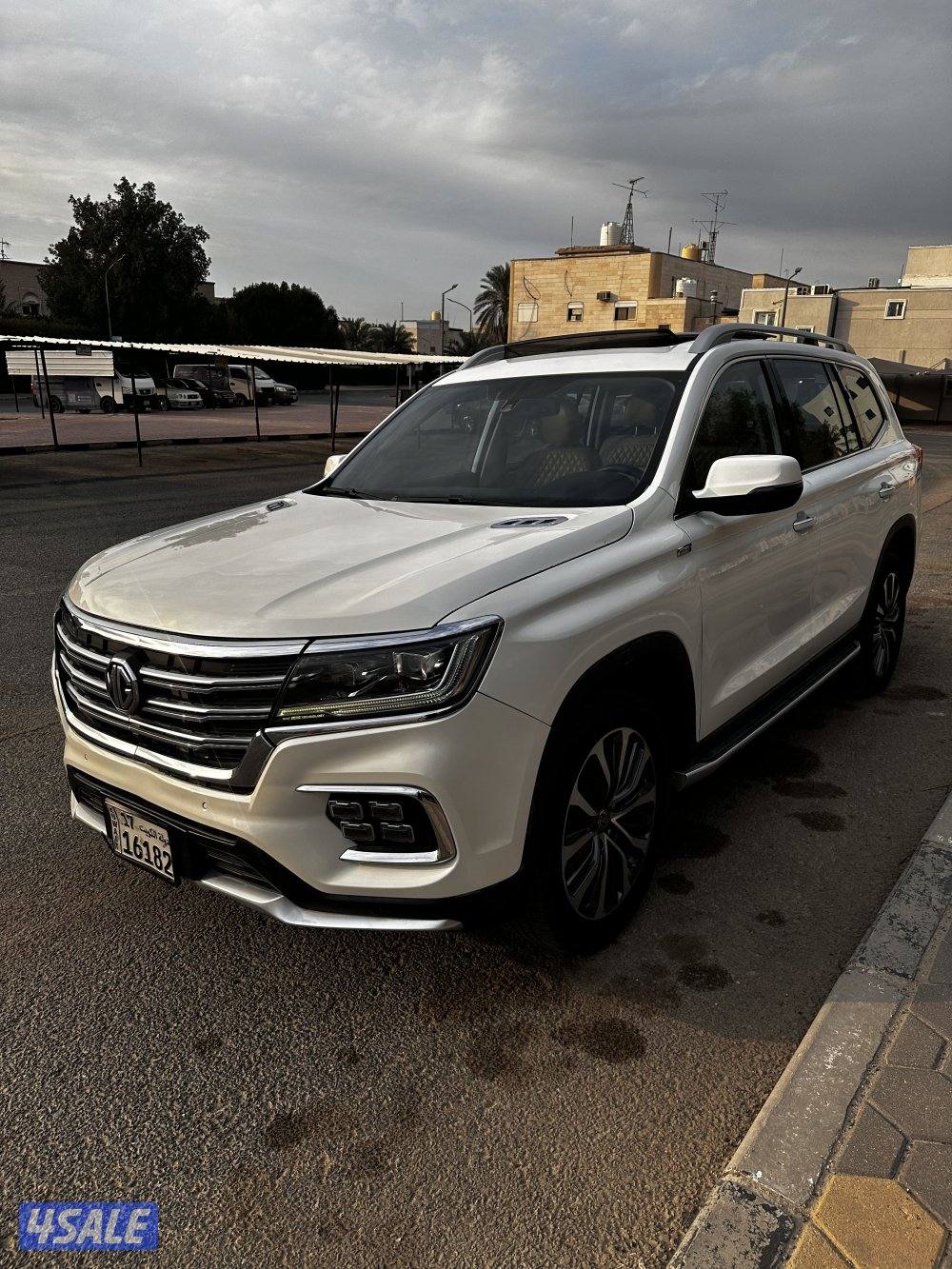 للبيع جيب ام جي20201