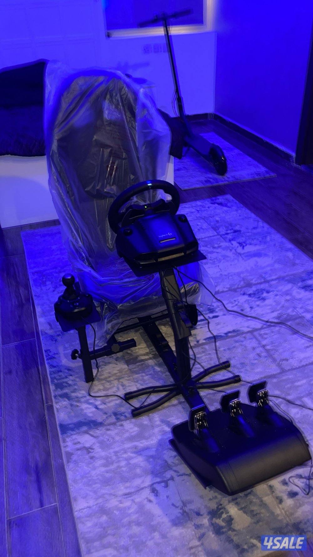 للبيع كرسي سكان بدون سكان نظيف ومافيه ولا كسر ولا خراب0