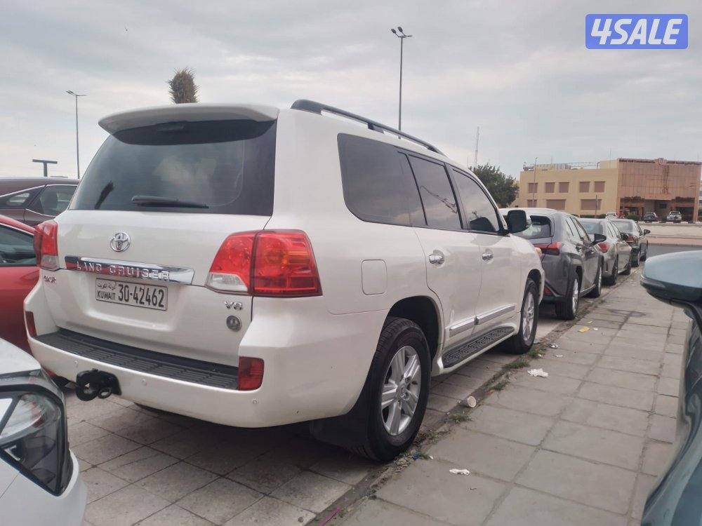 لاندكروزر GXR1