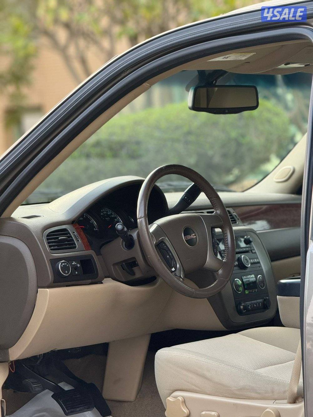 جي ام سي يوكن XL4