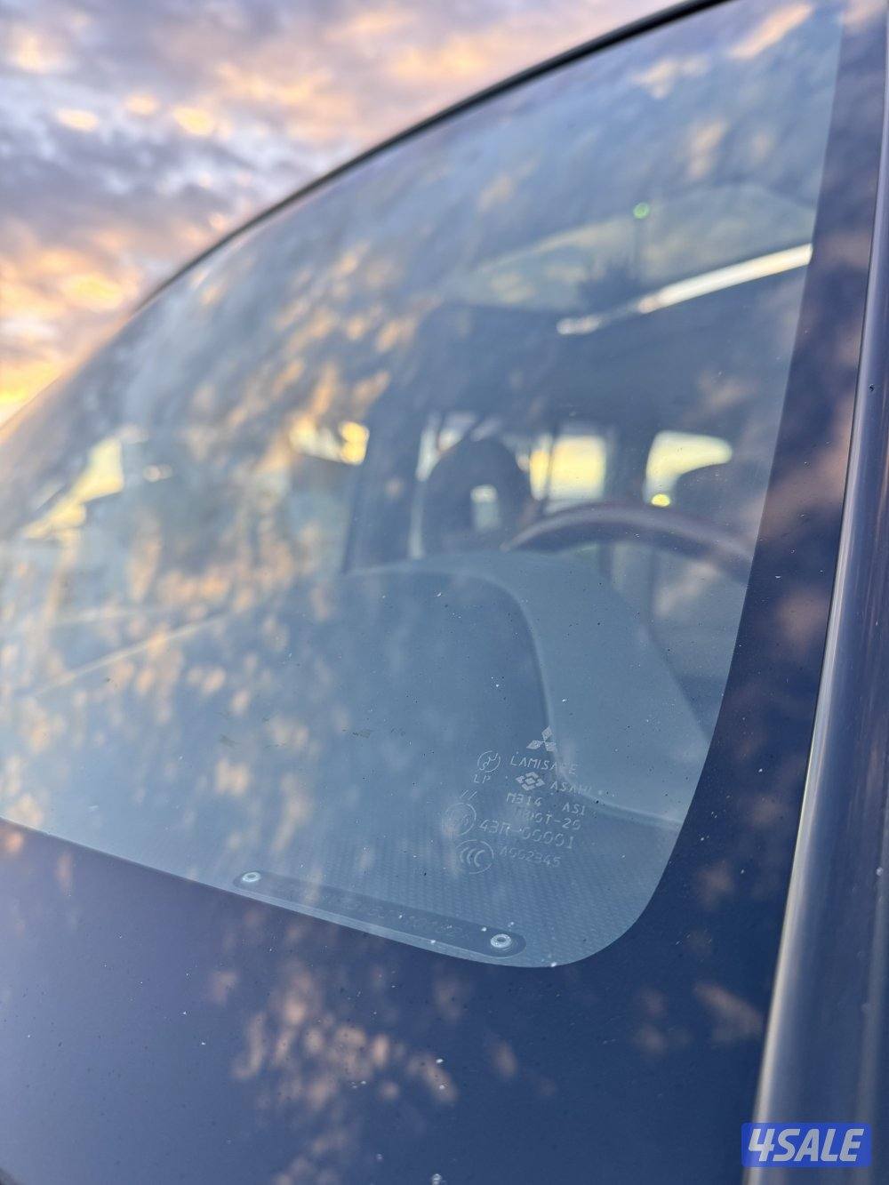 للبيع باجيرو موديل 2005 بحالة الوكاله كامل المواصفات11